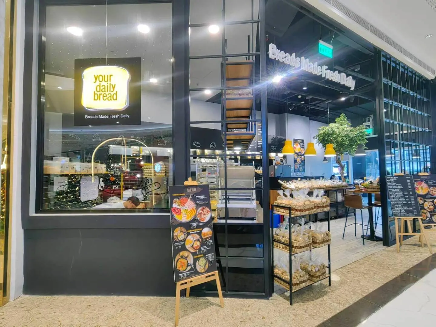 Apartment 1Br Unit Condotel W Balcony Fame Residences #Fm10 Manila Philippines