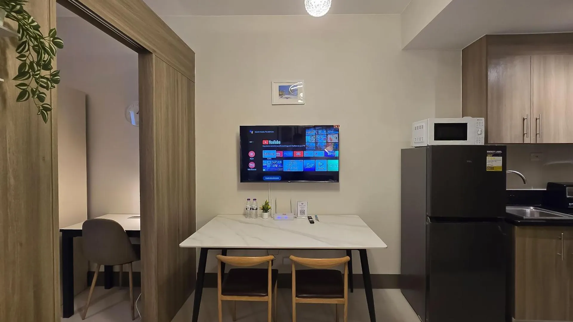 Apartment 1Br Unit Condotel W Balcony Fame Residences #Fm10 Manila