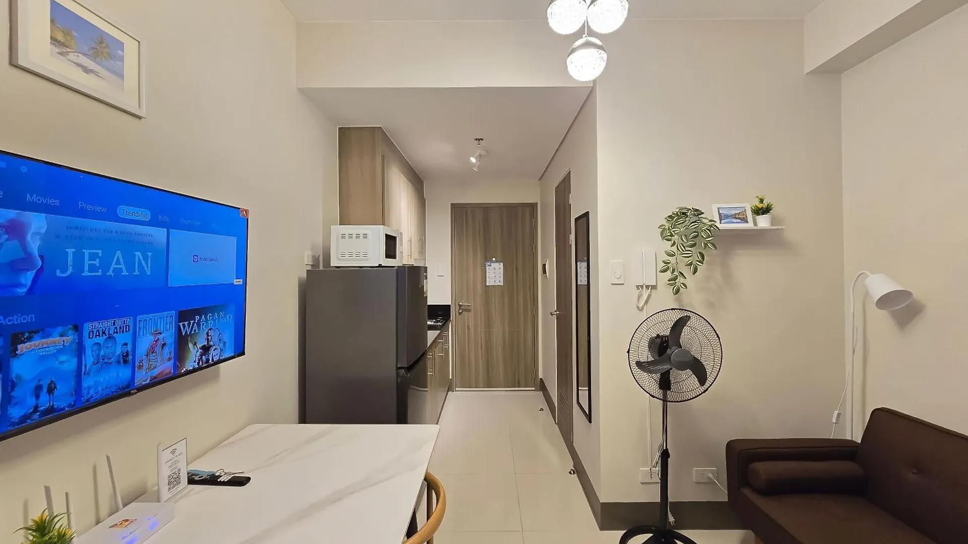 1Br Unit Condotel W Balcony Fame Residences #Fm10 Manila Apartment
