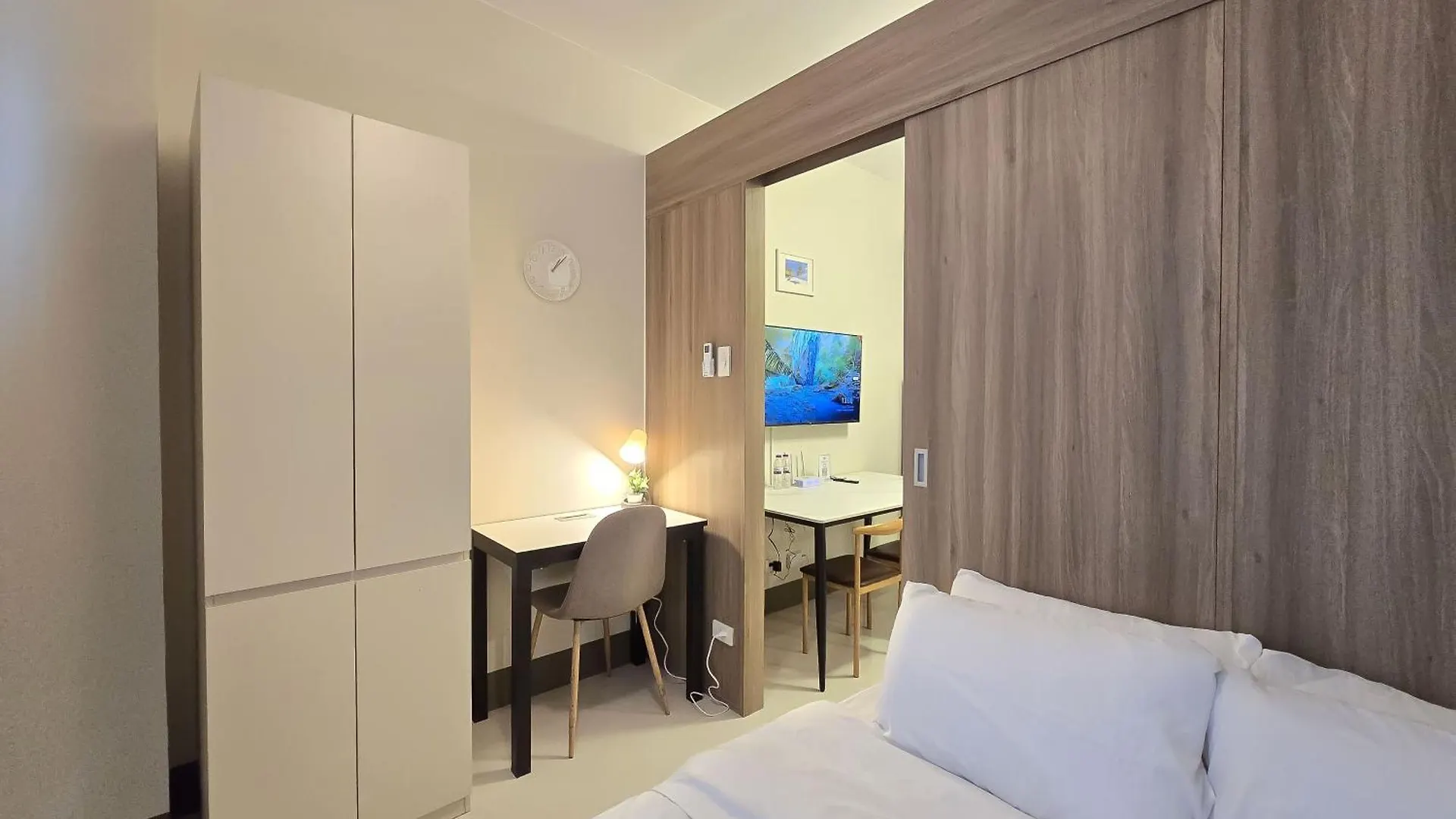 1Br Unit Condotel W Balcony Fame Residences #Fm10 Manila Apartamento